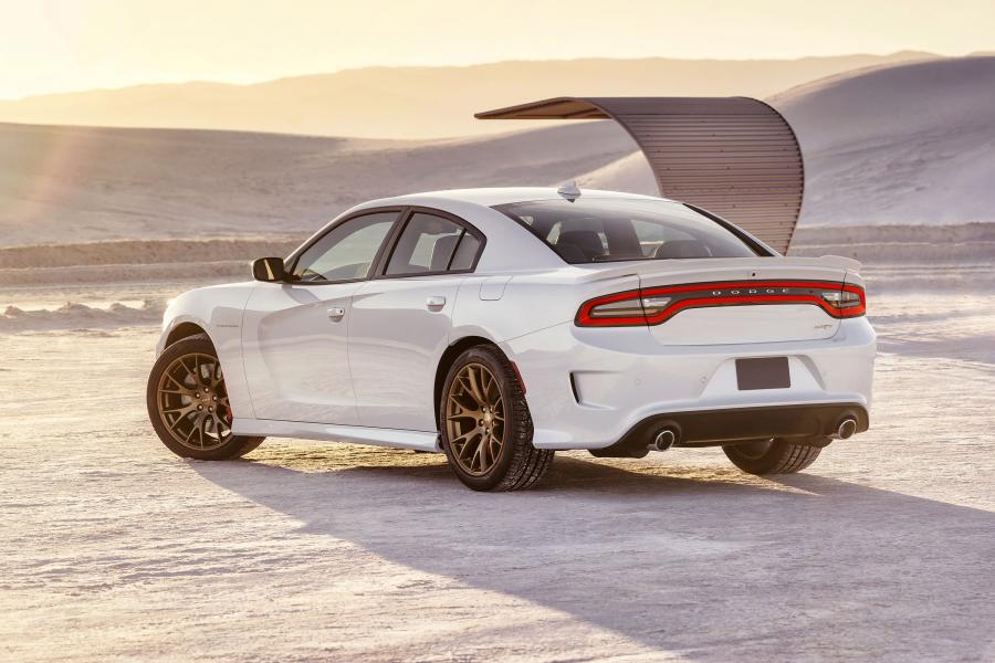  Dodge Charger SRT Hellcat 2015 года  (фото 42 из 111)